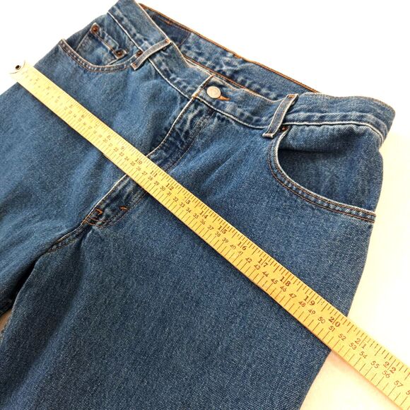 VTG Levi’s 550 Juniors 15 Relaxed Fit Tapered Leg Jeans Medium Wash High Rise - Picture 5 of 10